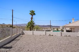 2042 Donner Bay, Lake Havasu City, AZ 86406 - Photo 31