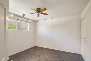2042 Donner Bay, Lake Havasu City, AZ 86406 - Photo 9