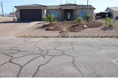 544 Mohican Dr, Lake Havasu City, AZ 86406 - Photo 1