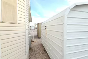 41 N Sagebrush Rd, Quartzsite, AZ 85346 - Photo 29
