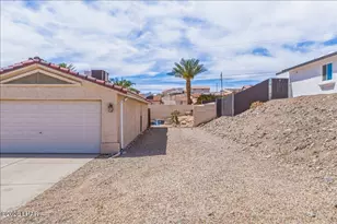 3001 Sombrero Dr, Lake Havasu City, AZ 86404 - Photo 3
