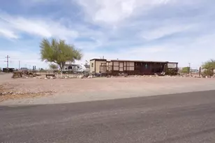 27697 Santa Fe Ave, Bouse, AZ 85325 - Photo 5