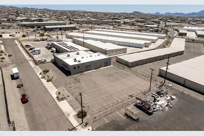 1950 Centers Ave #3, Lake Havasu City, AZ 86403 - Photo 1