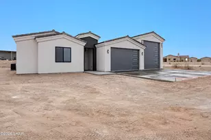 1946 Rv On Your Level Lot, Lake Havasu City, AZ 86403 - Photo 1