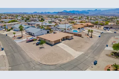 3510 Thunderhawk Dr, Lake Havasu City, AZ 86406 - Photo 1