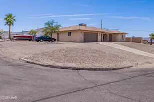 3510 Thunderhawk Dr, Lake Havasu City, AZ 86406 - Photo 3