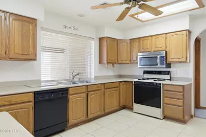 2285 Hillside Dr, Lake Havasu City, AZ 86404 - Photo 23