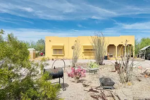 1435 N Moon Mountain Ave, Quartzsite, AZ 85346 - Photo 1