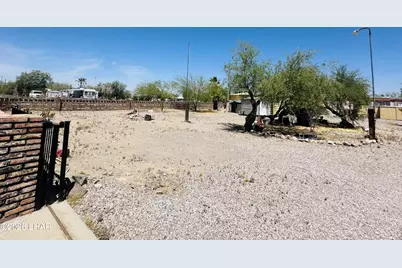 1435 N Moon Mountain Ave, Quartzsite, AZ 85346 - Photo 33