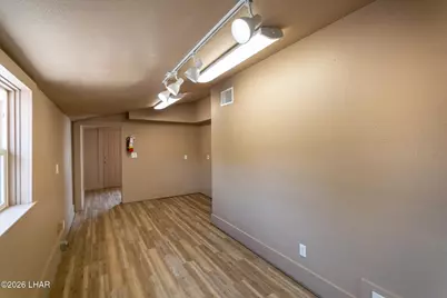 310 E Oak St, Kingman, AZ 86401 - Photo 21