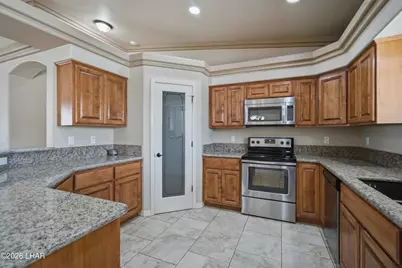 1011 Rolling Hills Dr, Lake Havasu City, AZ 86406 - Photo 15