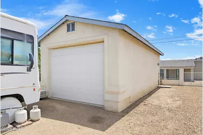3300 Hassayampa Dr, Lake Havasu City, AZ 86406 - Photo 5