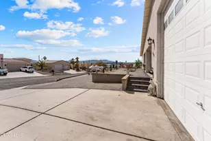2555 Tradewind Dr, Lake Havasu City, AZ 86403 - Photo 3