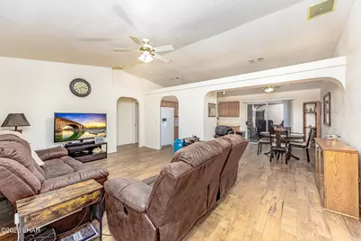 3394 Thunderbird Dr, Lake Havasu City, AZ 86406 - Photo 9
