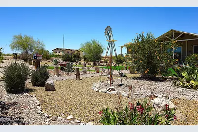 7748 N Rice Dr, Lake Havasu City, AZ 86404 - Photo 5