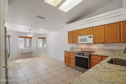 3021 Crater Dr, Lake Havasu City, AZ 86404 - Photo 13