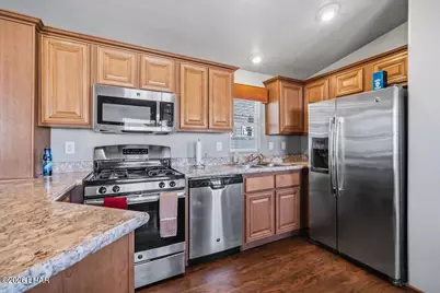 339 N Moonlight Dr, Parker, AZ 85344 - Photo 13