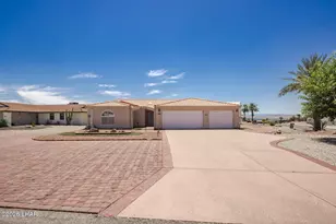 1940 Deer Run Ln, Lake Havasu City, AZ 86404 - Photo 1