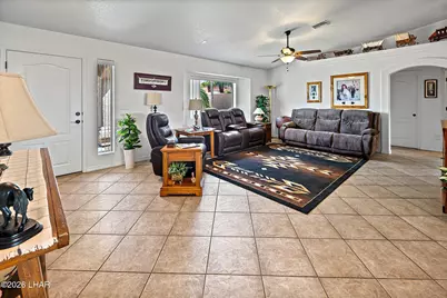 3930 Breakwater Dr, Lake Havasu City, AZ 86406 - Photo 3