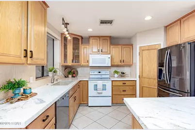 560 Hagen Dr, Lake Havasu City, AZ 86406 - Photo 15