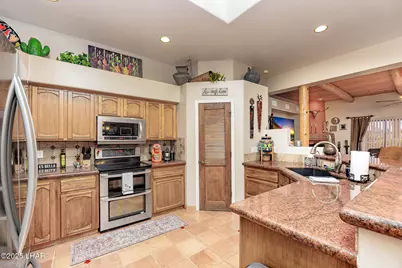 1936 Martinique Dr, Lake Havasu City, AZ 86406 - Photo 13