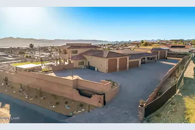 3951 Powderhorn Dr, Lake Havasu City, AZ 86404 - Photo 1