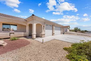 720 Desert View Dr, Lake Havasu City, AZ 86404 - Photo 9