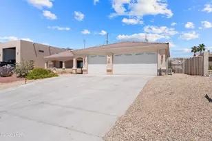 720 Desert View Dr, Lake Havasu City, AZ 86404 - Photo 1