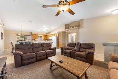 720 Desert View Dr, Lake Havasu City, AZ 86404 - Photo 17