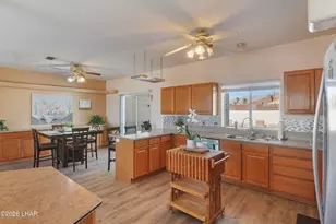 784 Cactus Dr, Lake Havasu City, AZ 86403 - Photo 15