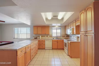 2420 Mandalay Dr, Lake Havasu City, AZ 86404 - Photo 9