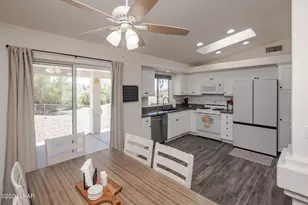 2174 Smoketree Ave N, Lake Havasu City, AZ 86403 - Photo 11