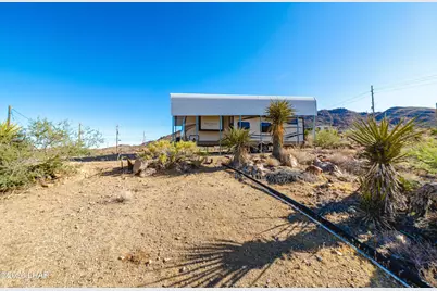 3084 W Mazatzal Dr, Golden Valley, AZ 86413 - Photo 15