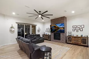 8009 Corte De Las Colinas, Lake Havasu City, AZ 86406 - Photo 11