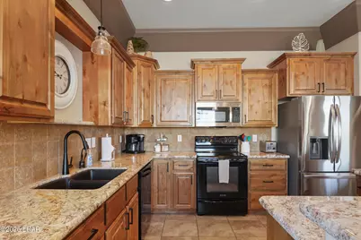 2935 Weldon Ct, Lake Havasu City, AZ 86403 - Photo 13