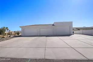 2133 Chip Dr, Lake Havasu City, AZ 86406 - Photo 3