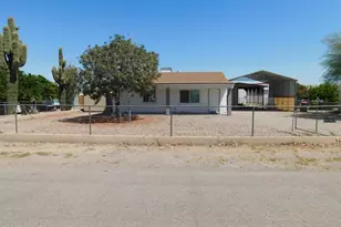 66797 Senora Dr, Salome, AZ 85348 - Photo 3