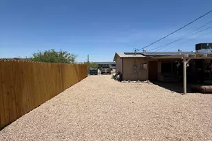 2110 Commander Dr, Lake Havasu City, AZ 86403 - Photo 5