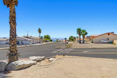 2701 Rainbow Ave N, Lake Havasu City, AZ 86403 - Photo 33