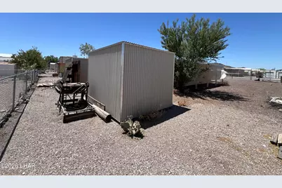 825 S Connor Ln, Quartzsite, AZ 85346 - Photo 11