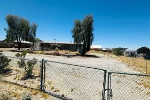 40090 Colorado Way, Salome, AZ 85348 - Photo 3