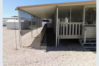 691 W Comanche Dr, Quartzsite, AZ 85346 - Photo 9