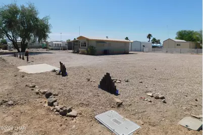 691 W Comanche Dr, Quartzsite, AZ 85346 - Photo 5