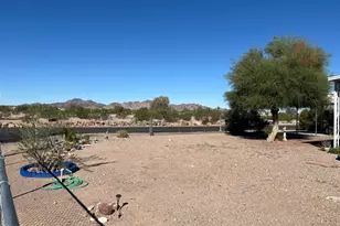 776 W Granada Dr, Quartzsite, AZ 85346 - Photo 15