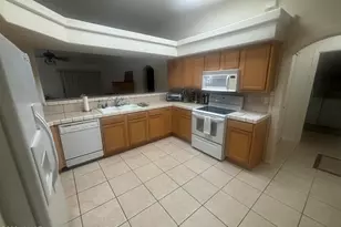 140 Lafayette Ln, Lake Havasu City, AZ 86403 - Photo 7