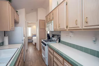 1534 Beachcomber Blvd #L4, Lake Havasu City, AZ 86403 - Photo 9
