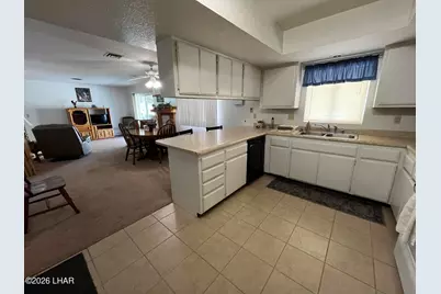 1241 Palmas Dr, Lake Havasu City, AZ 86404 - Photo 5