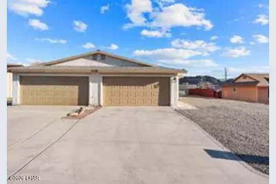 3270 Osborn Dr #102, Lake Havasu City, AZ 86406 - Photo 1