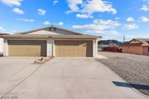 3270 Osborn Dr, Lake Havasu City, AZ 86406 - Photo 1
