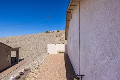 1127 Kibbey Dr, Lake Havasu City, AZ 86404 - Photo 9